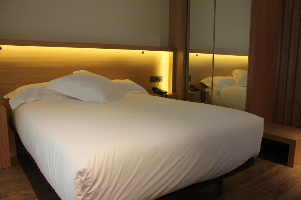 Hotel Araba Vitoria-Gasteiz Phòng bức ảnh